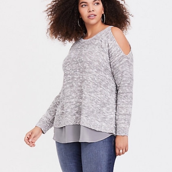 torrid Sweaters - NWOT Torrid size 2 grey knit twofer cold shoulder